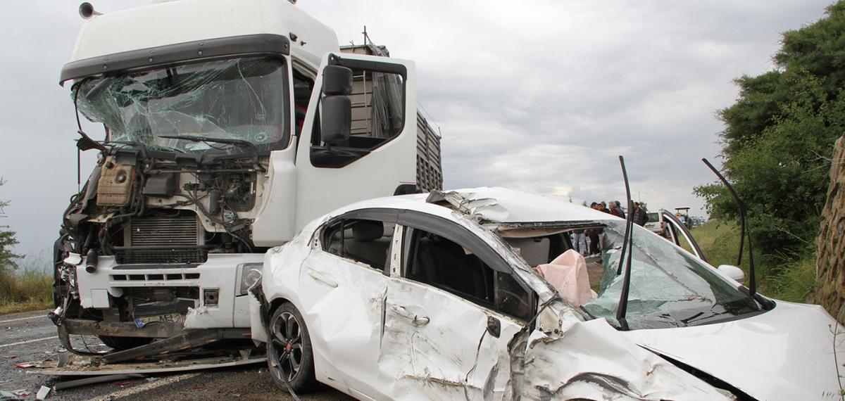 Kula’da Zincirleme Trafik Kazası: 8 Yaralı, 1 Gözaltı