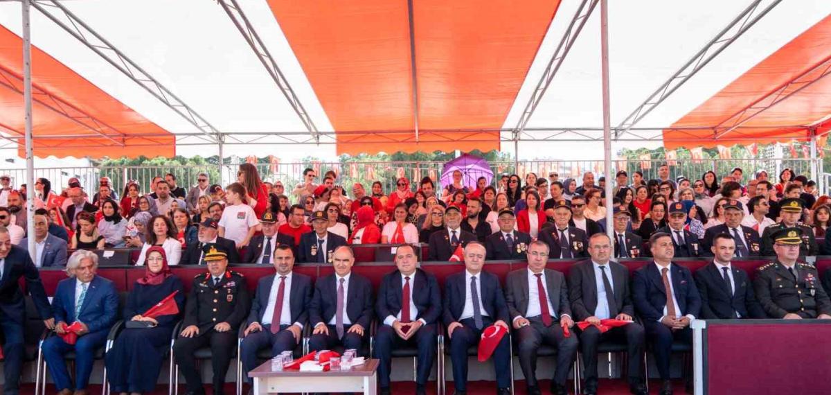 Manisa’da 19 Mayıs Coşkuyla Kutlandı
