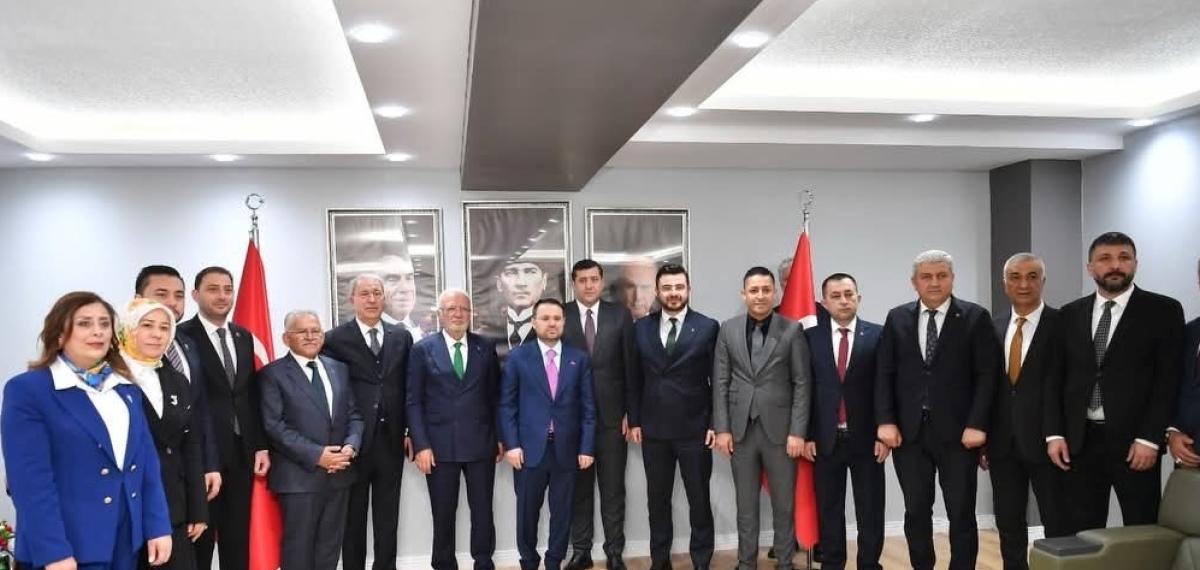 MHP’den Adalet Bakanı Akın Gürlek’e Samimi ve Sıcak Karşılama