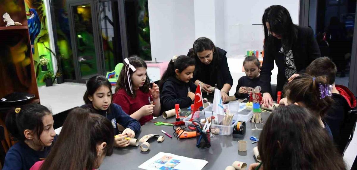Minikler Bilim ve Çevre Temalı Atölyelerde Eğlenirken Öğrenecek
