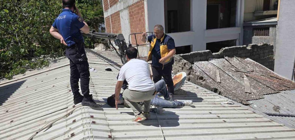 Mudanya’da Can Pazarı…6.Kattan Devrilen Vinçte 2 İşçi Yaralandı