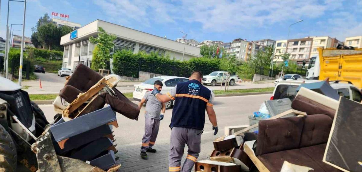 Nilüfer Belediyesi Bayram Boyunca Sahada