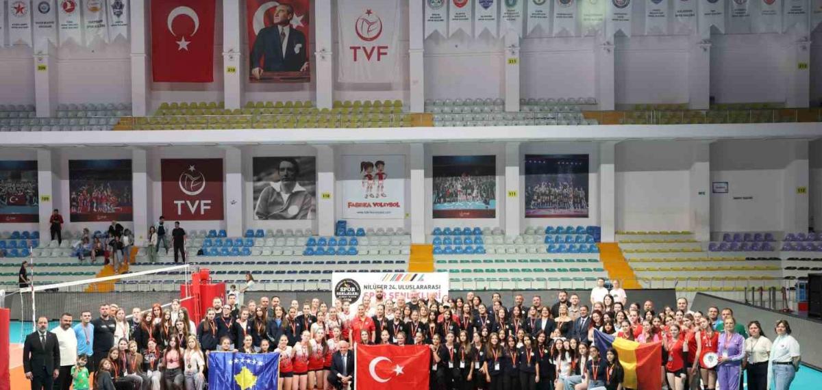 Nilüfer Uluslararası Spor Şenlikleri ‘Kardeş Kentler Turnuvası’ ile Sona Erdi