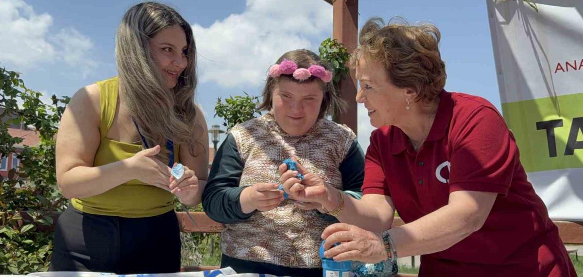 ‘Özel’ Etkinlikte 7’den 70’e 3 Kuşak Öğrenciler Bir Araya Geldi