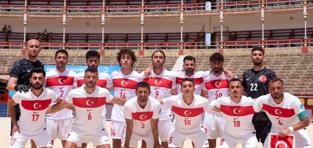 Plaj Futbolu Milli Takımı, Avrupa A Ligi’ni Çekya Galibiyetiyle Tamamladı