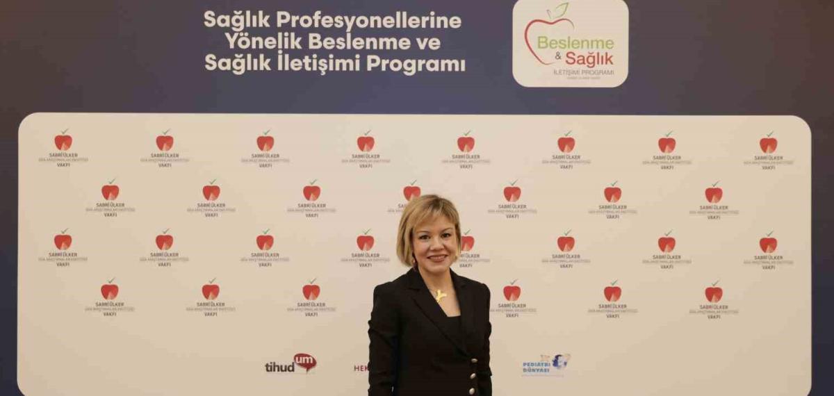 Sabri Ülker Vakfı’nın Beslenme ve Sağlık İletişimi Programı Kapsamında Binlerce Hekim ve Eczacıya Ulaşıldı