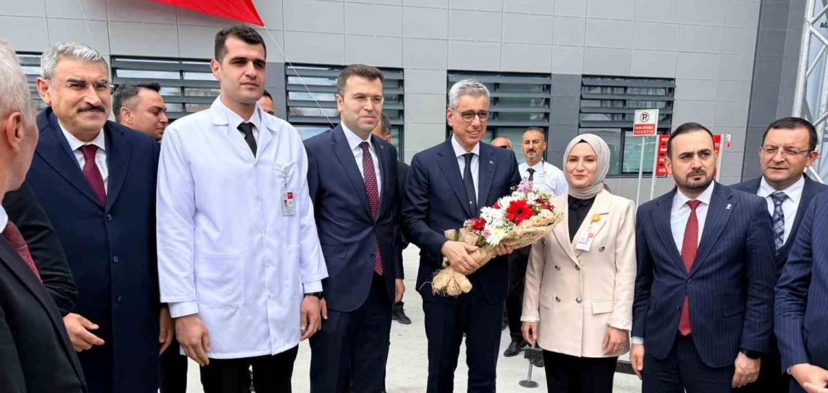 Sağlık Bakanı Memişoğlu: “Türkiye, Cumhurbaşkanımızın Liderliğinde Sağlıkta Son 25 Yılda Büyük Gelişim Gösterdi”
