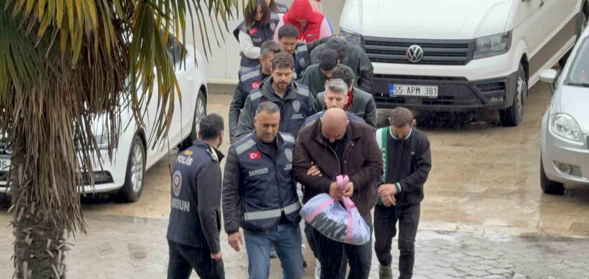 Sahte E-Devlet Siteleriyle 1,5 Milyarlık Vurgun Yapan 7 Kişi Adliyeye Sevk Edildi
