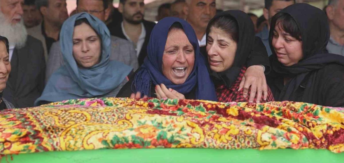 Selde Evladını Kaybeden Annenin “Yavrum Polis Olacaktın, Nereye Gidiyorsun Sınavın Geliyordu” Sözleri Yürekleri Dağladı