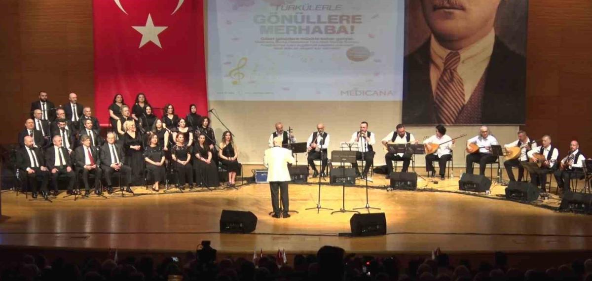 Şifa Veren Eller, Türk Halk Müziği Konseriyle Mest Etti