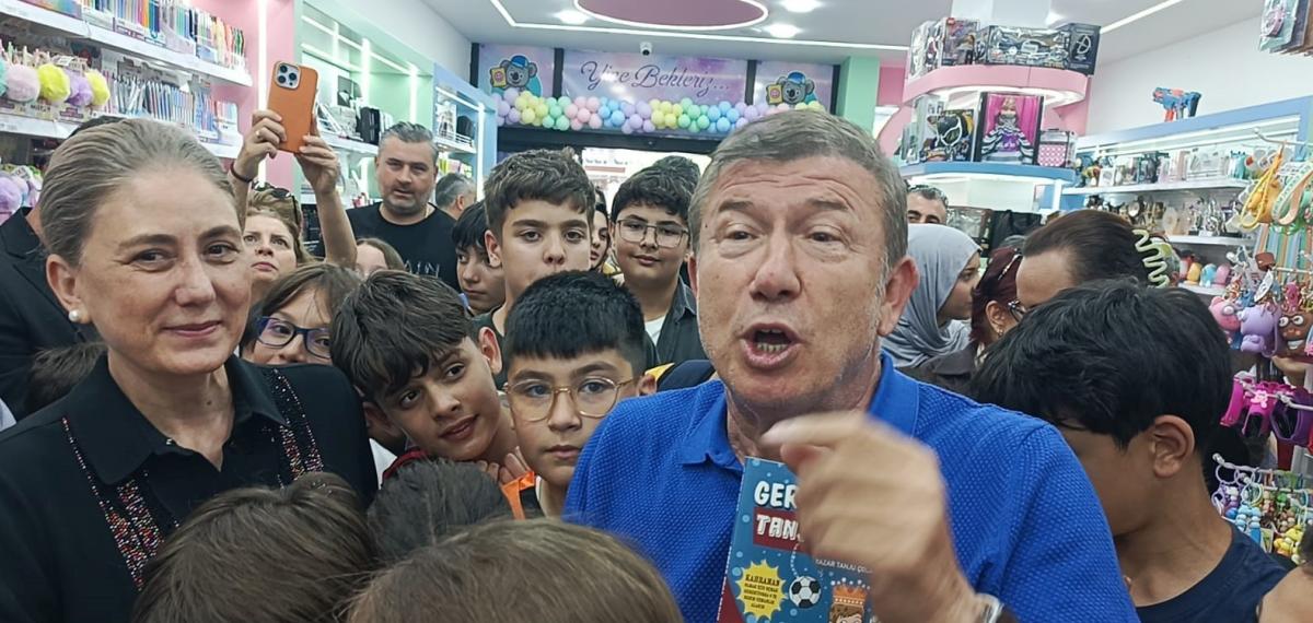 Tanju Çolak’tan Galatasaray Yönetimine Sitem: “Biz Gavur Muyuz Kardeşim?”