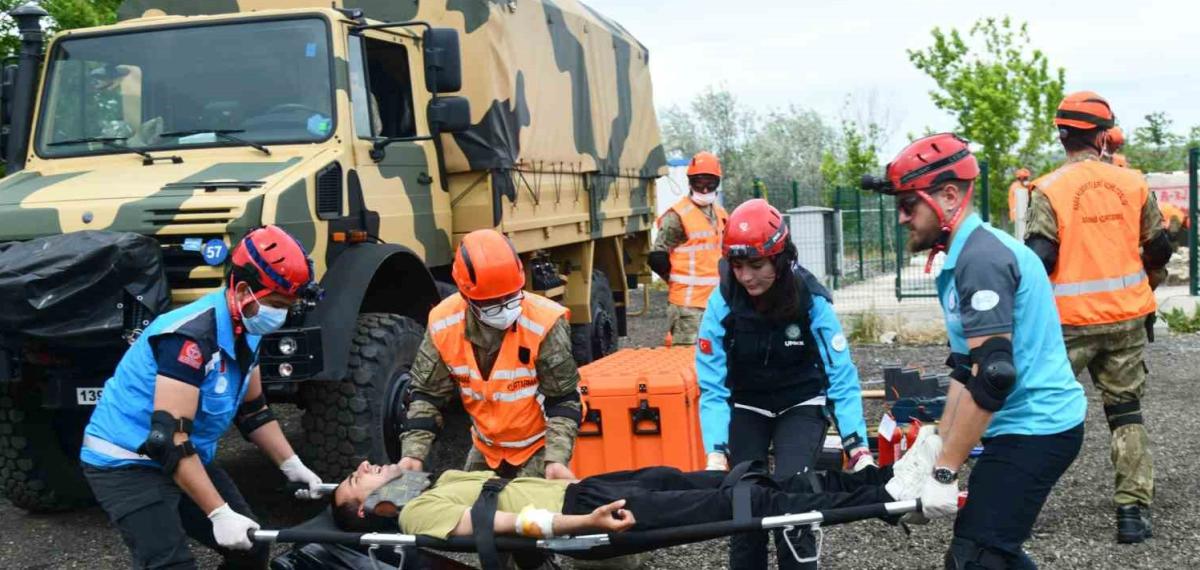 Tekirdağ’da Arama Kurtarma Tatbikatı Gerçeği Aratmadı