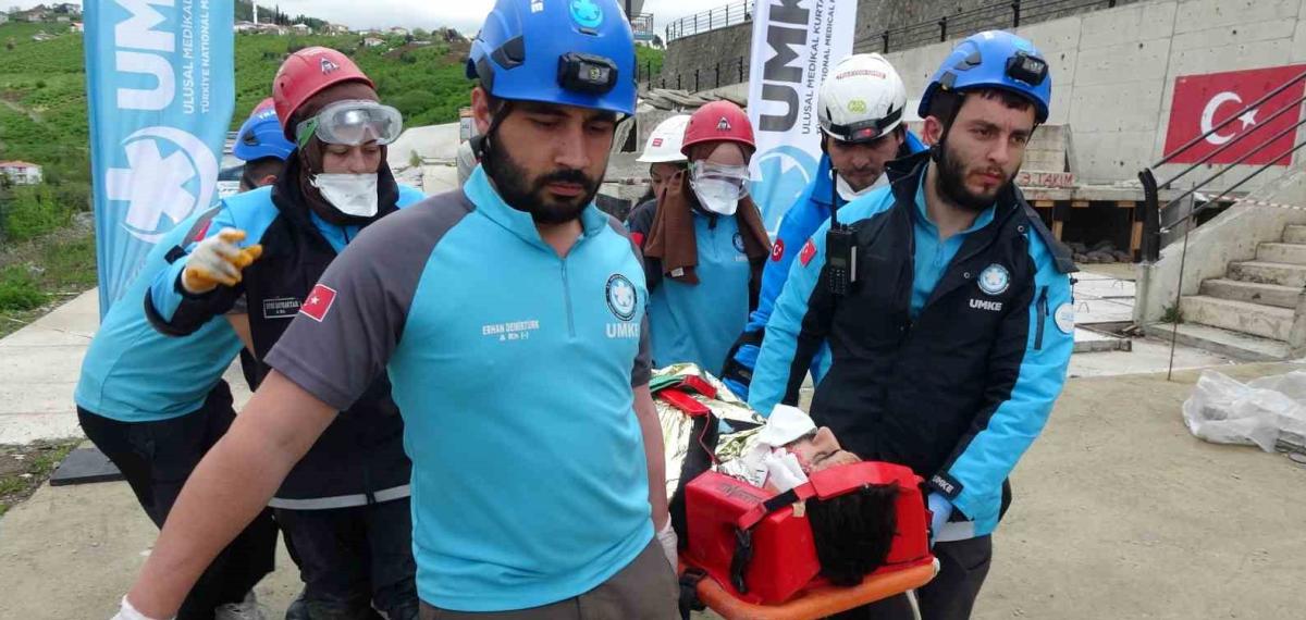 Trabzon’da Gerçeği Aratmayan Deprem Tatbikatı