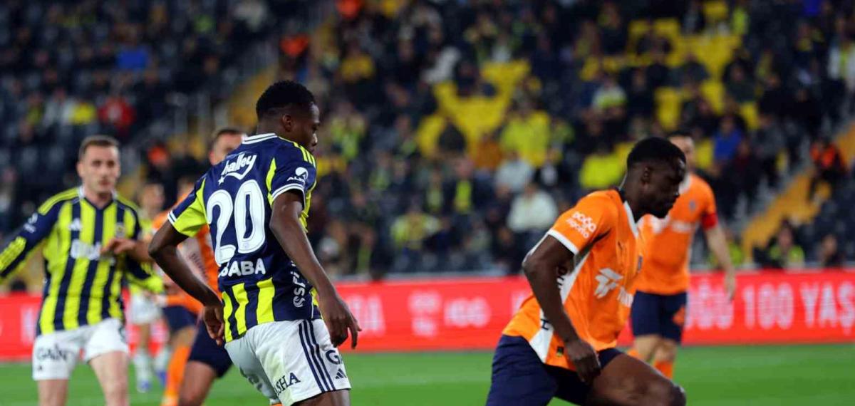 Trendyol Süper Lig: Fenerbahçe: 3 – Rams Başakşehir: 1 (Maç Sonucu)