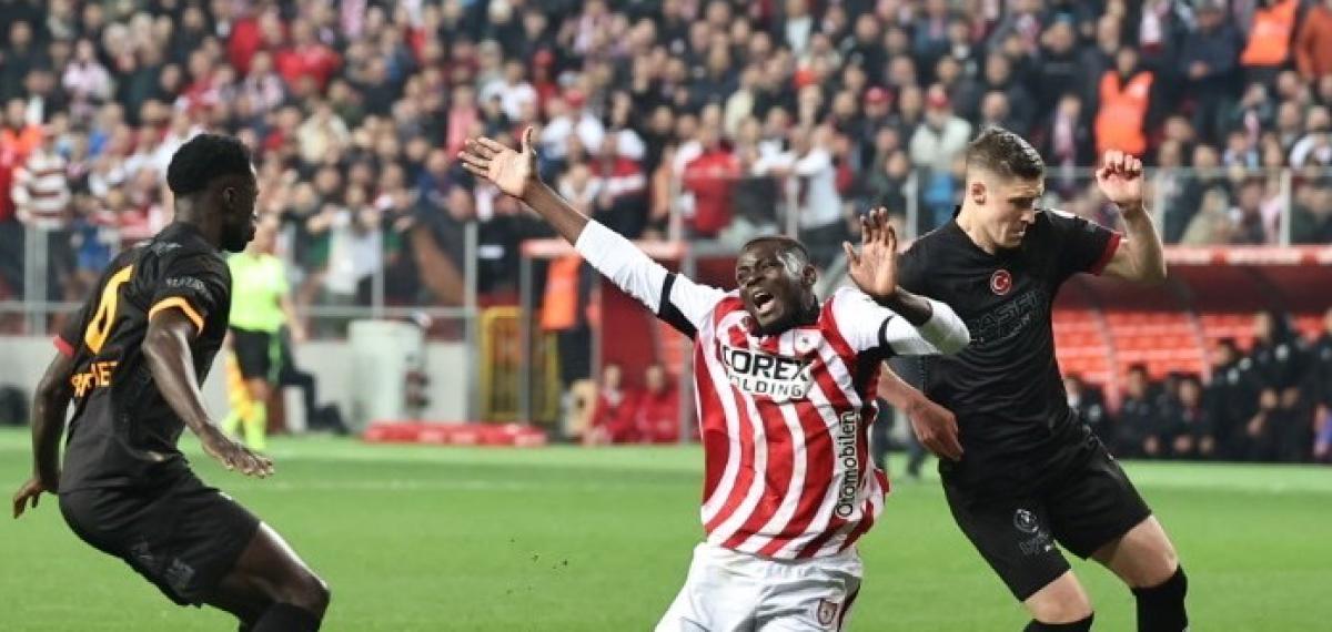 Trendyol Süper Lig: Samsunspor: 1 – Galatasaray: 1 (İlk Yarı)