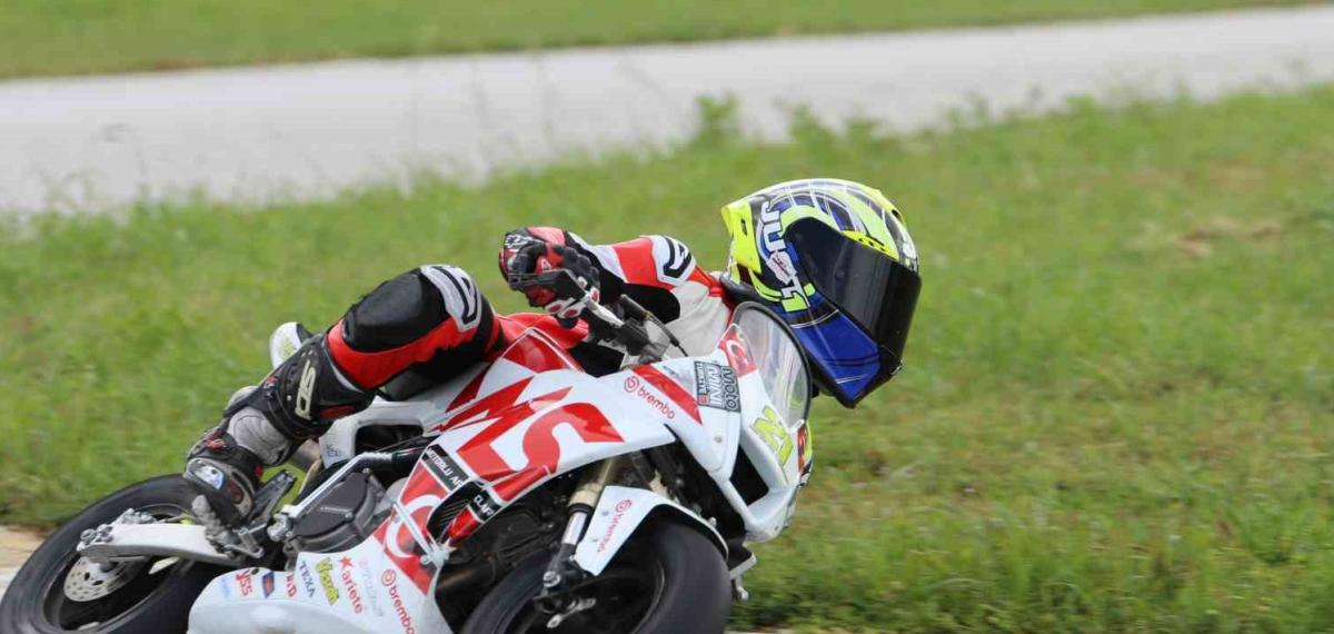 Türkiye Süpermoto Şampiyonası ve Fım Motomini Türkiye Serisi’nde Sezonun 2. Ayağı Uşak’ta Yapıldı