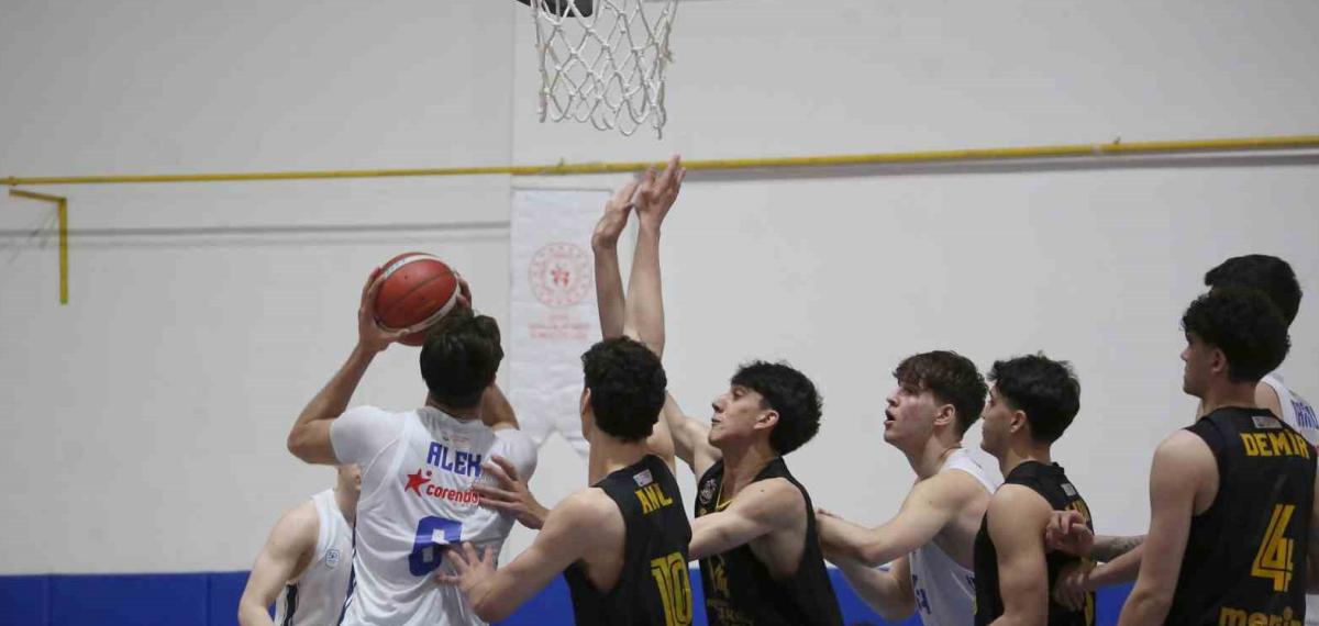 U18 Basketbol Türkiye Şampiyonası İlk Gün Sonuçları