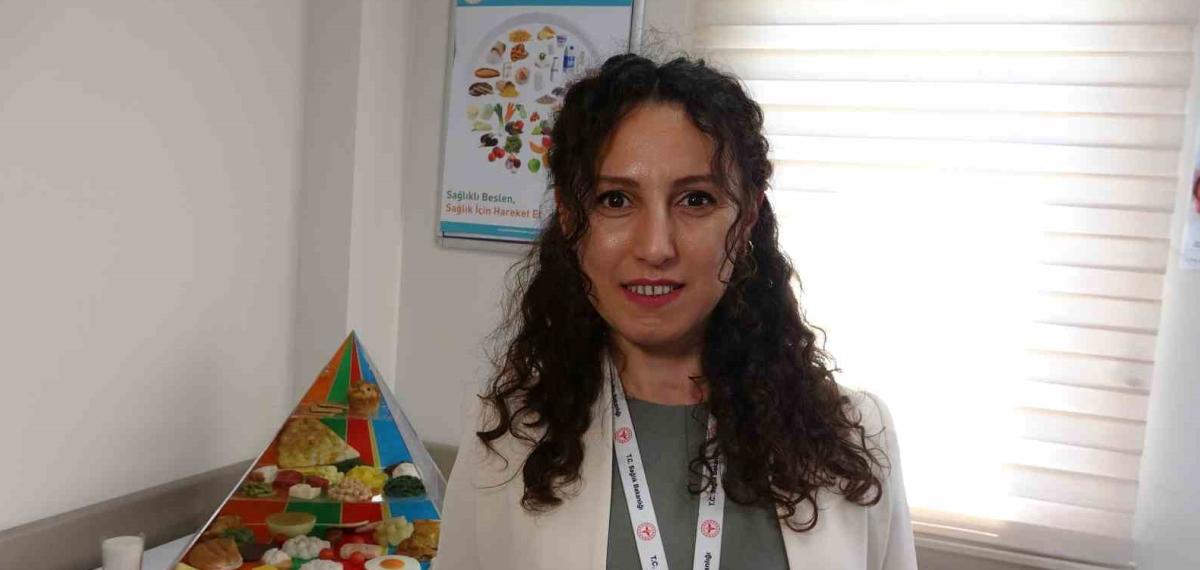 Uzmanından “Bayramda Dengeli Beslenin” Uyarısı