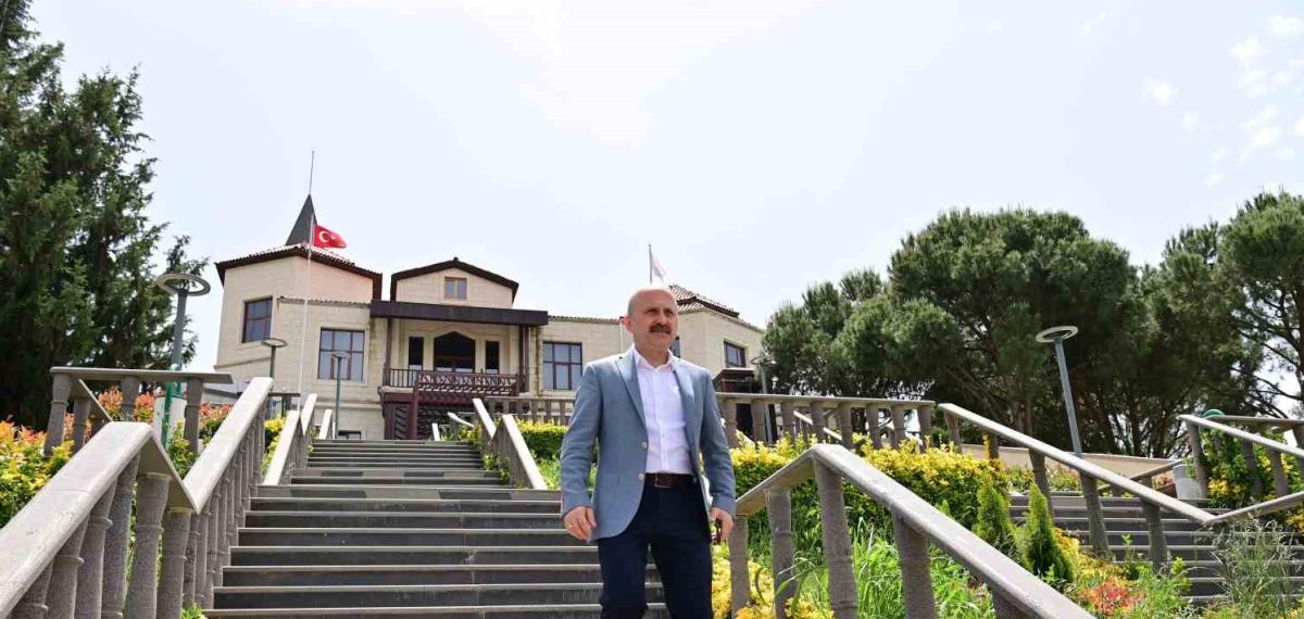 Vali Varol, Adnan Menderes’in Hatırasını Yaşatan Müzede İncelemelerde Bulundu