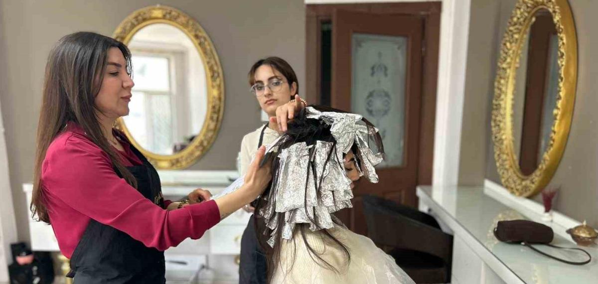Van’da Bayram Yoğunluğu Yaşayan Kuaför ve Berberler Randevulu Sisteme Geçti