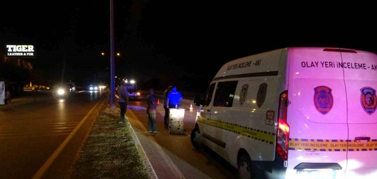 Virajı Alamayan Motosiklet Refüje Çarptı: 18 Yaşındaki Genç Hayatını Kaybetti