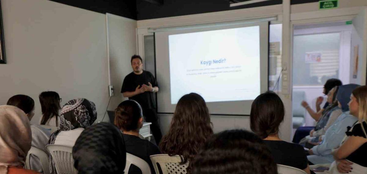 Yunusemre Belediyesinden Öğrencilere “Sınav Kaygısı Yönetimi” Semineri