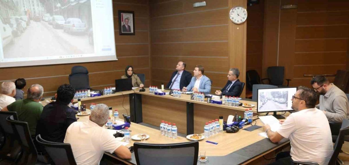 88 Sürücü ve 23 Markete 411 Bin TL Ceza