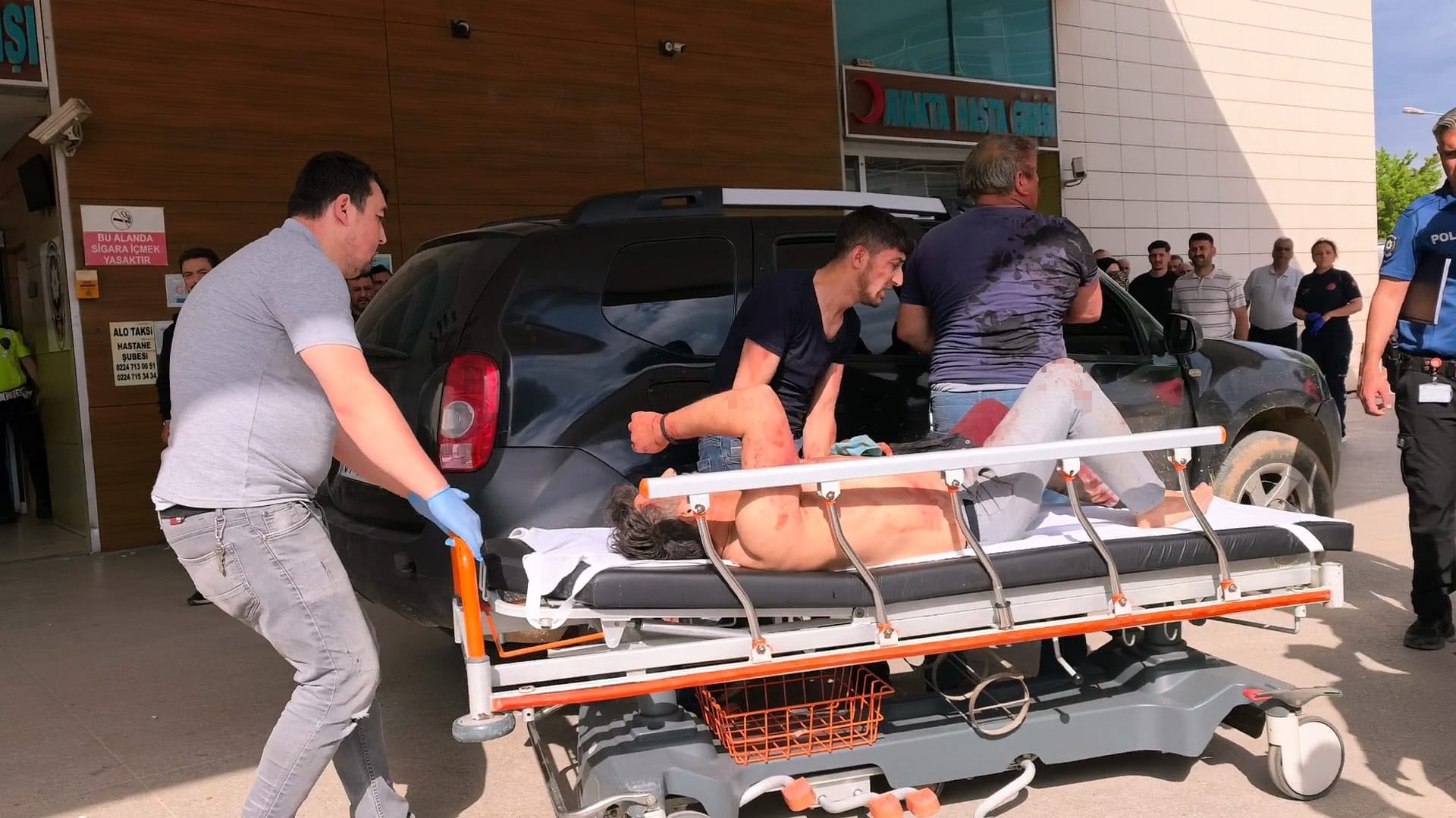 5 Bıçak Darbesiyle Kuzenini Yaralayan Şahıs Tutuklandı