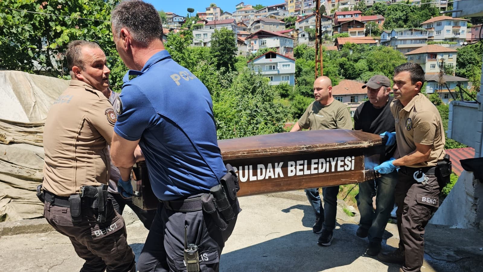 Zonguldak’ta sağlık çalışanı evinde ölü bulundu