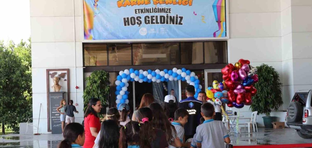 Aksu’da Karne Sevinci Şenliğe Dönüştü