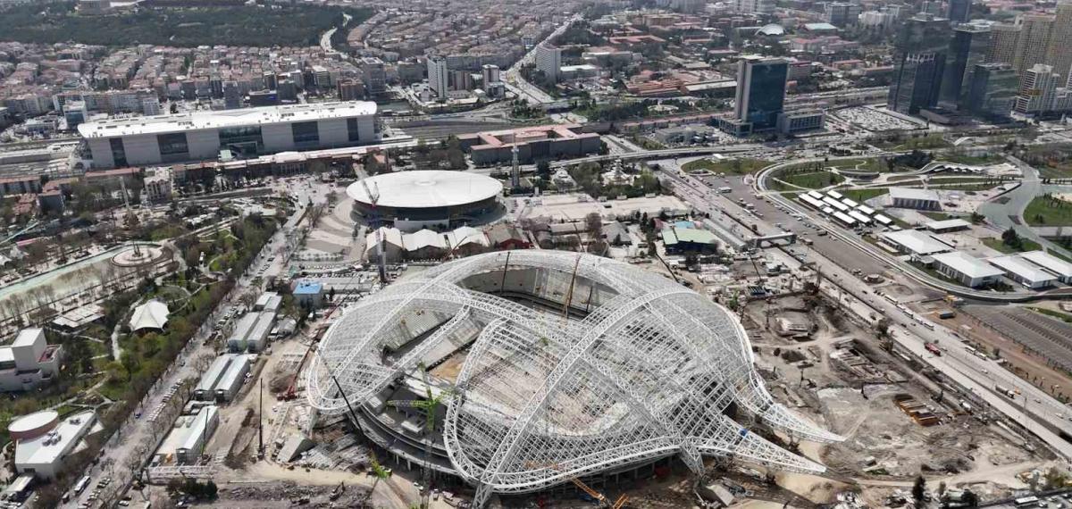 Ankara’nın Yeni Stadı İçin İki Bakandan Ortak Paylaşım