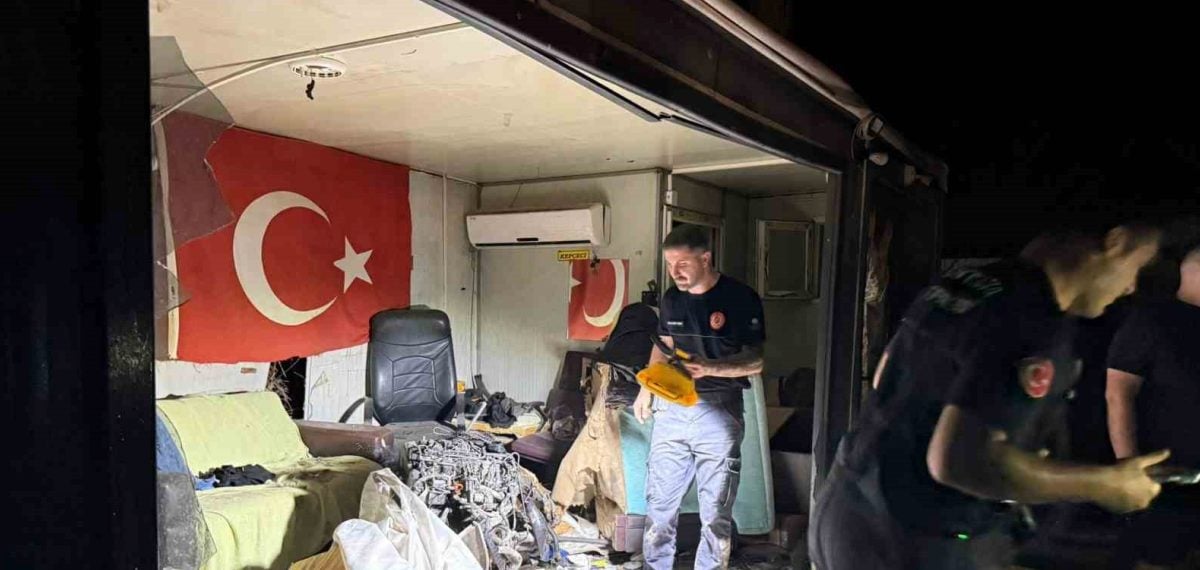 Antalya Serik’te kaza: 23 yaşındaki sürücü Burak İpek yaşamını yitirdi