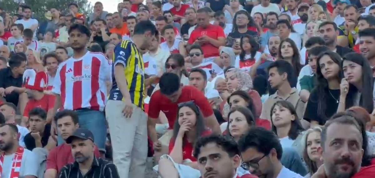 Antiphellos’ta Milli Coşku
