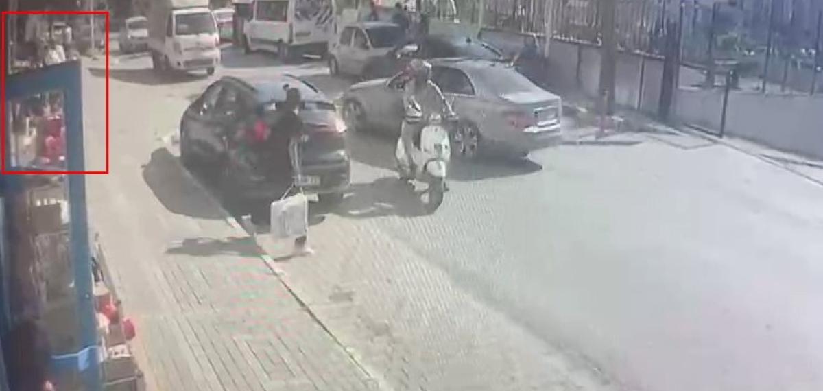 Avcılar’da Çocuklar Arasında Çıkan Kavgada Bir Kişi Bıçaklandı: O Anlar Kamerada