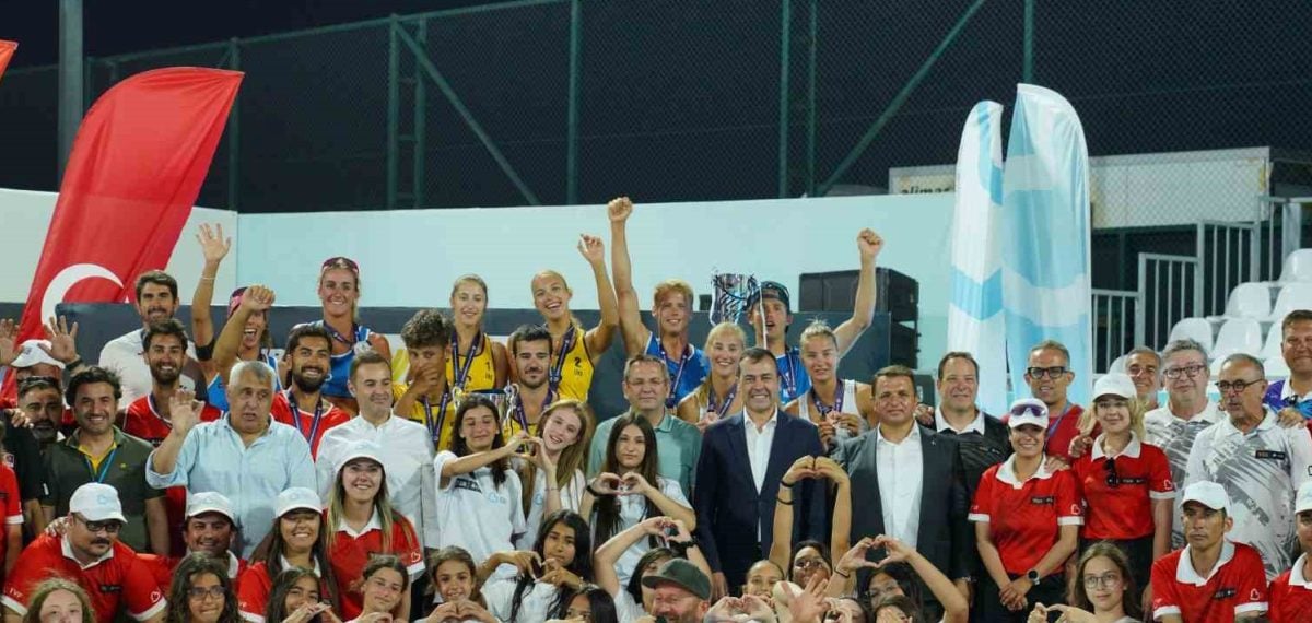 Ayvalık Sarımsaklı’da 2026 Volleyball World Beach Pro Tour-Balıkesir Futures sona erdi