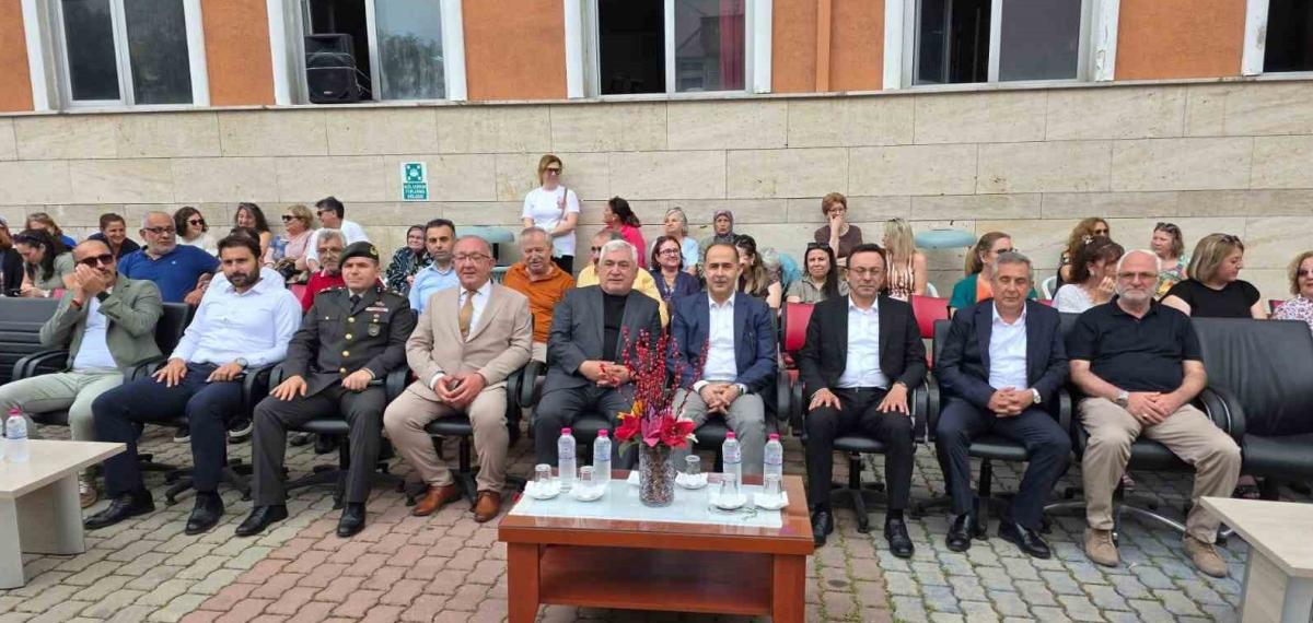 Bandırma’da Hayat Boyu Öğrenme Şenliği ve Yılsonu Sergisi Açıldı