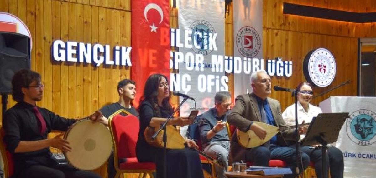 Bşeü’de ‘Türk Töresinde Kadın’ Söyleşisi ve ‘Türkülerle Bilecik’ Akşamı Düzenlendi