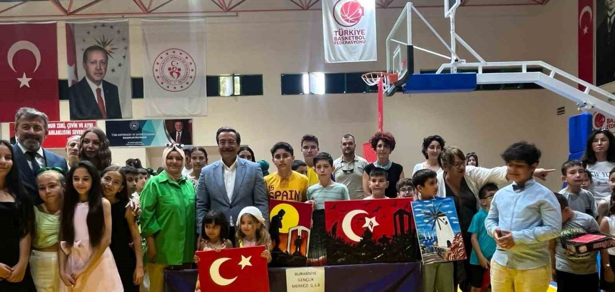 Burhaniye’de 2026 Yaz Spor Okulları açıldı, Kaymakam Atilla katıldı