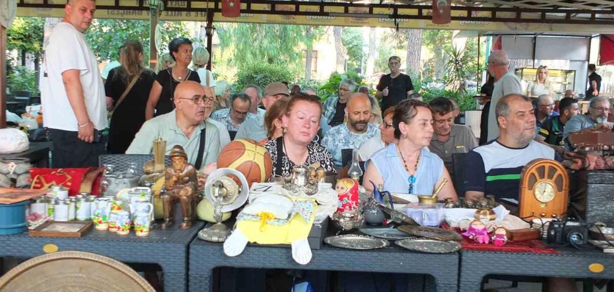 Burhaniye’de İkinci El Mezatları: Ekonomi ve Toplumsal Bağlar Hızlanıyor