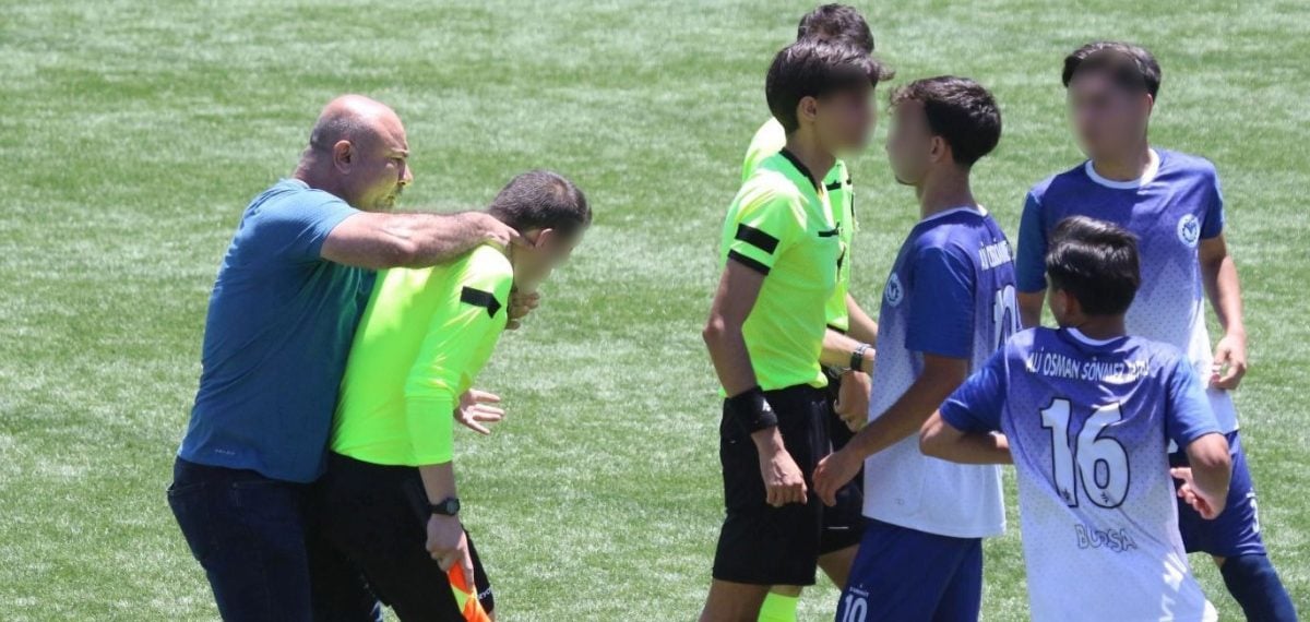 Bursa’da Futbol Maçında Hakem ve Görevlilere Şiddet Olayı