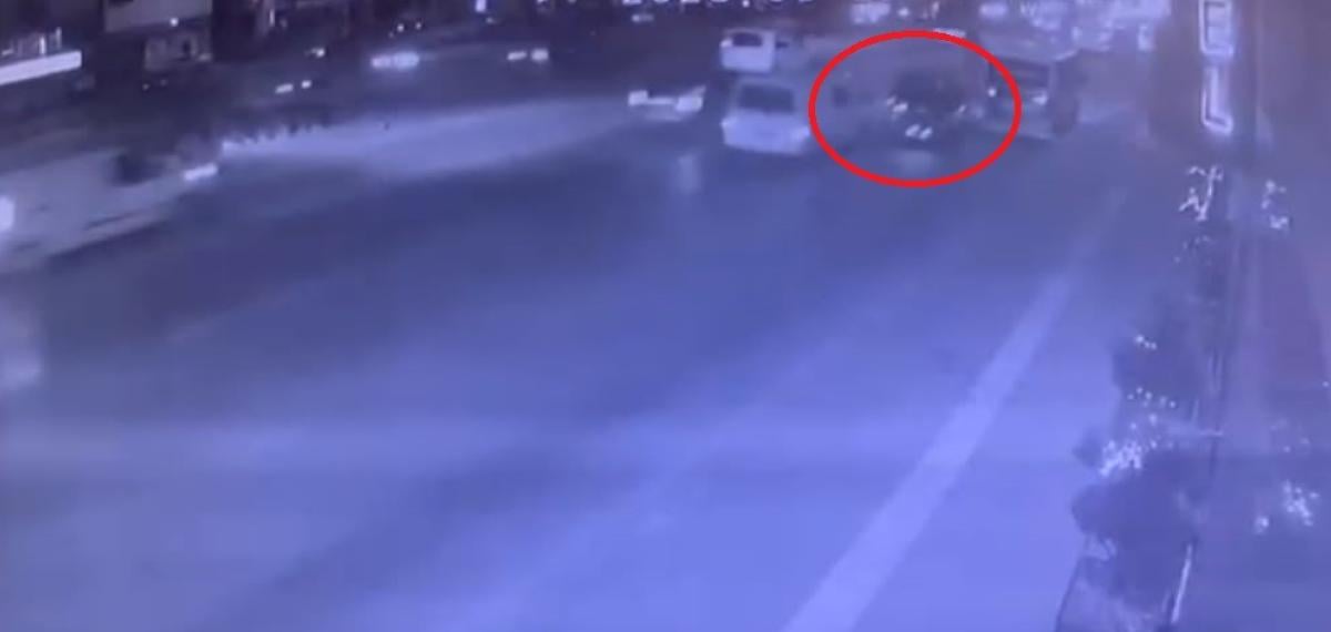 Bursa’da kamyonetin trafik kazası sonucu motosiklet ve genç kız yaşamını yitirdi