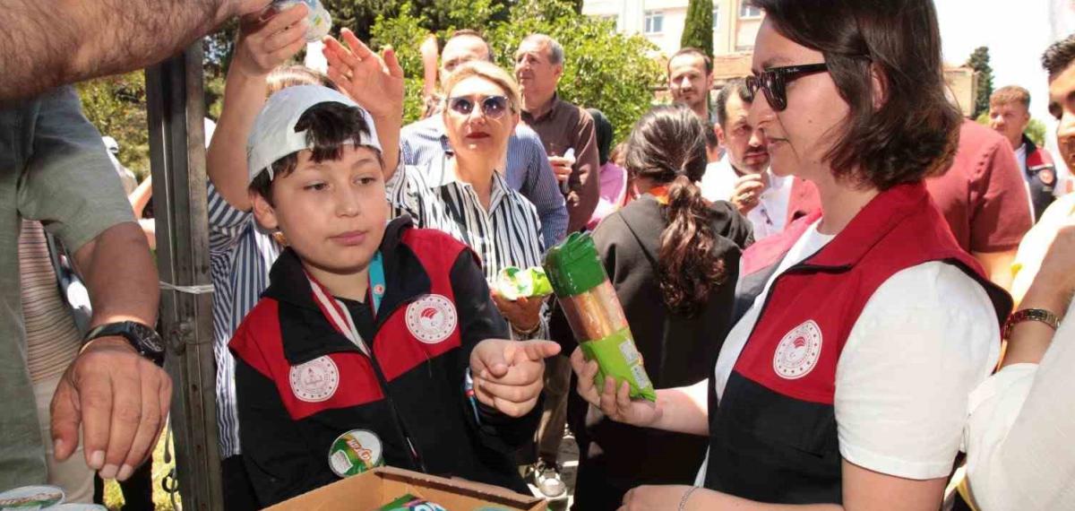 Çanakkale’de Miniklerle Dünya Süt Günü Kutlaması