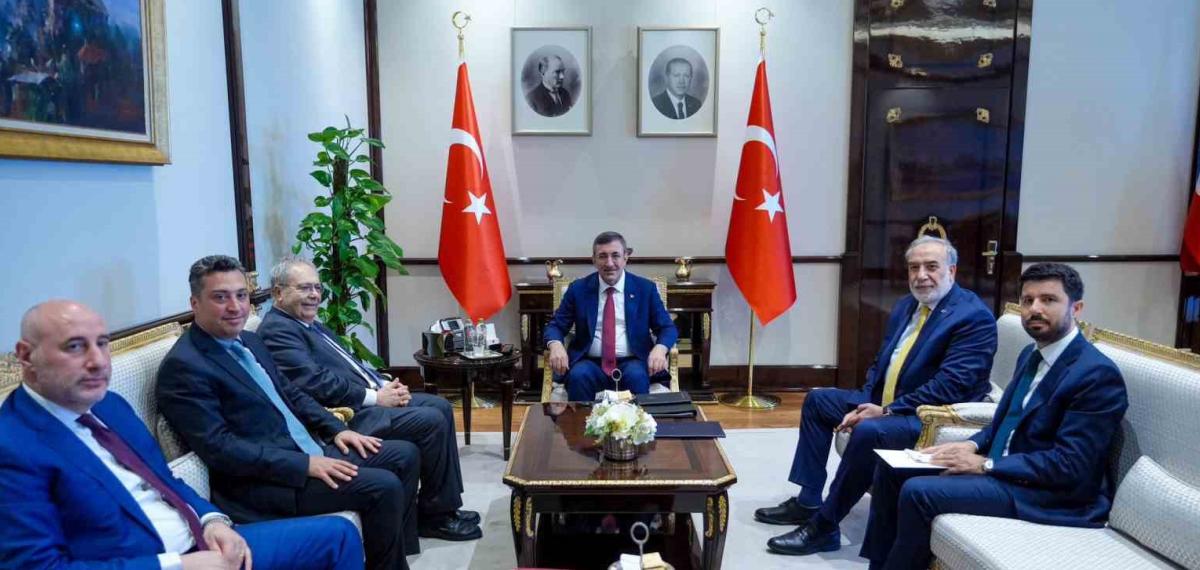 Cumhurbaşkanı Yardımcısı Yılmaz, Lübnan Başbakan Yardımcısı Mitri ile Görüştü