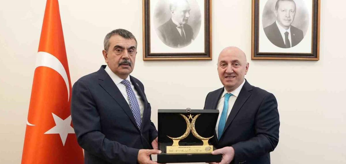 Darıca’ya 5 Yeni Eğitim Kurumu ve Turizm Lisesi Kazandırılacak