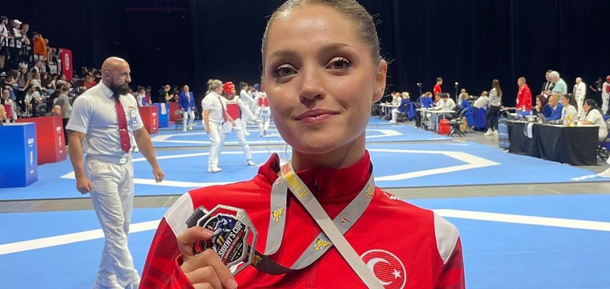 Denizlili Sporcu Almanya’dan Gümüş Madalya ile Döndü