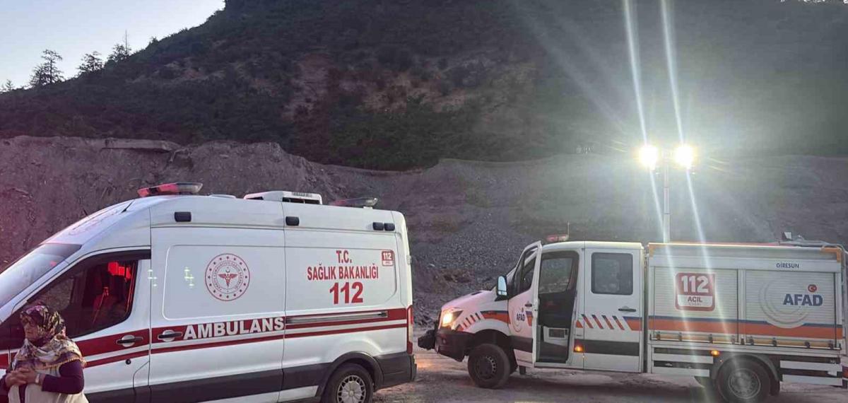 Dere Suları Yükseldi, Mahsur Kalan 2 Kişi Kurtarıldı
