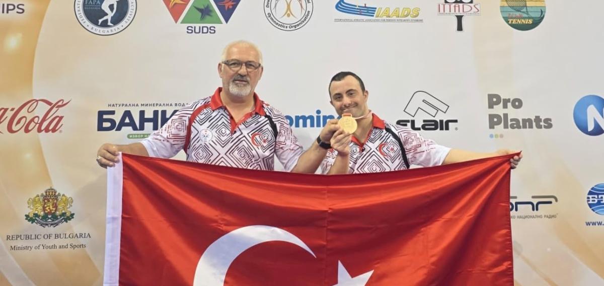 Dünya Şampiyonu Altın Zaferler