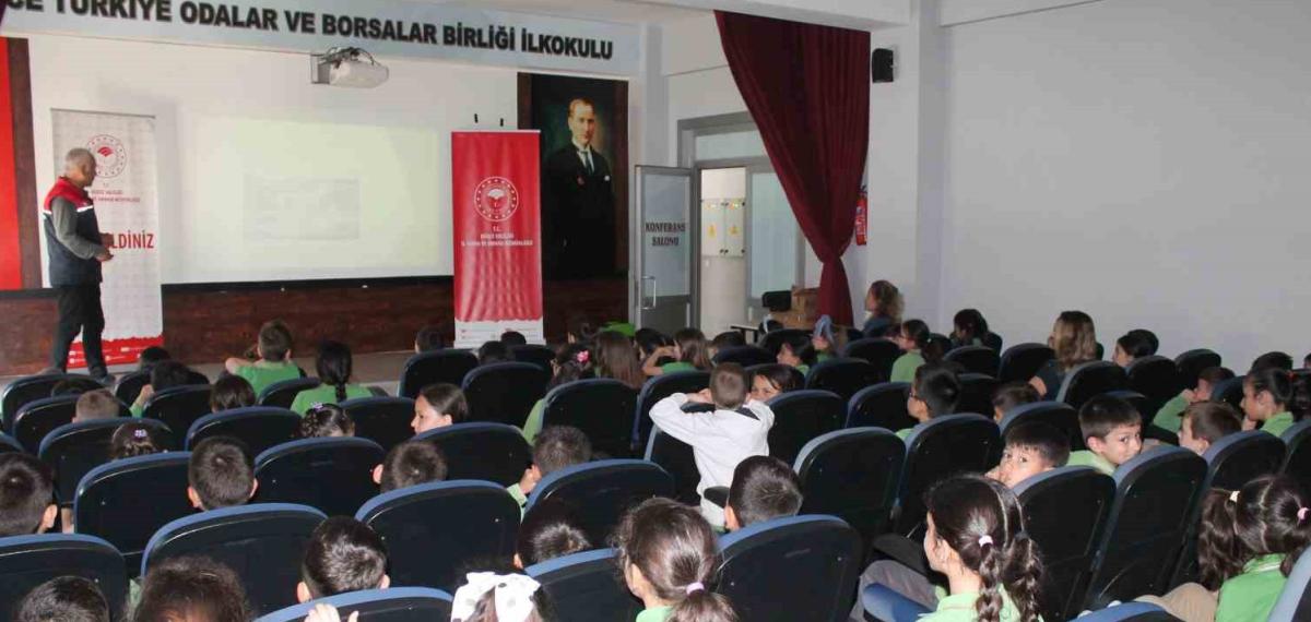 Düzce’de Öğrencilere Süt ve Besin Güvenliği Eğitimi