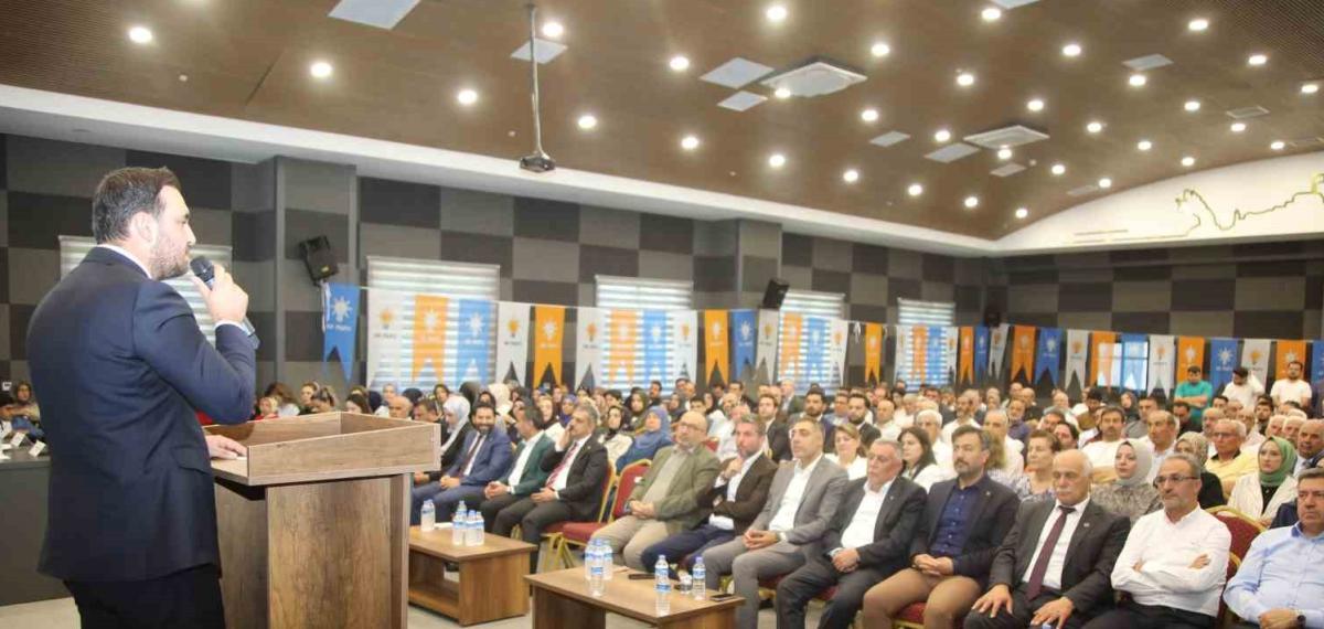 Elazığ’da AK Parti teşkilatı il danışma meclisi toplandı