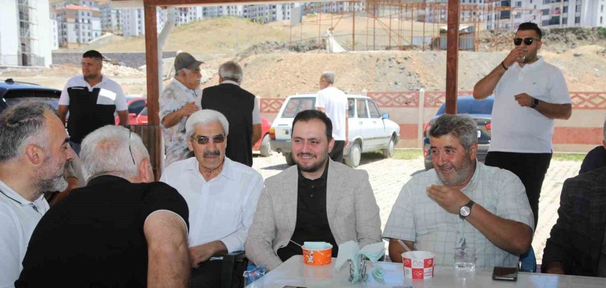 Elazığ’da Muharrem ayı programında Sencer Selmanoğlu’ndan birlik ve paylaşma vurgusu